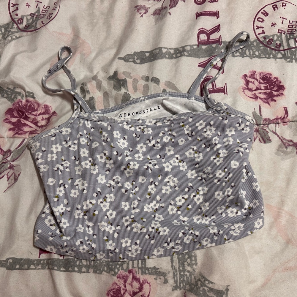 Gray Flowered Aeropostale Cropped Tank